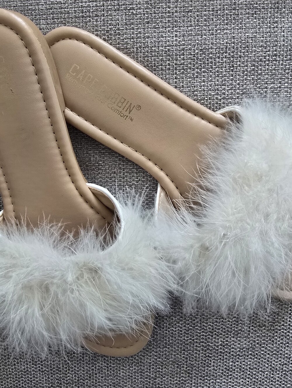 Cape Robin Women’s Size 9 Faux Fur Slide Sandals Nude Beige Open Toe Flats